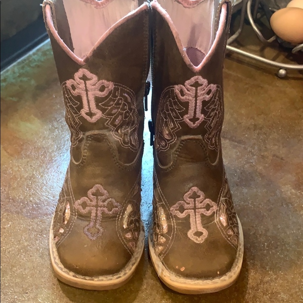Toddler boots